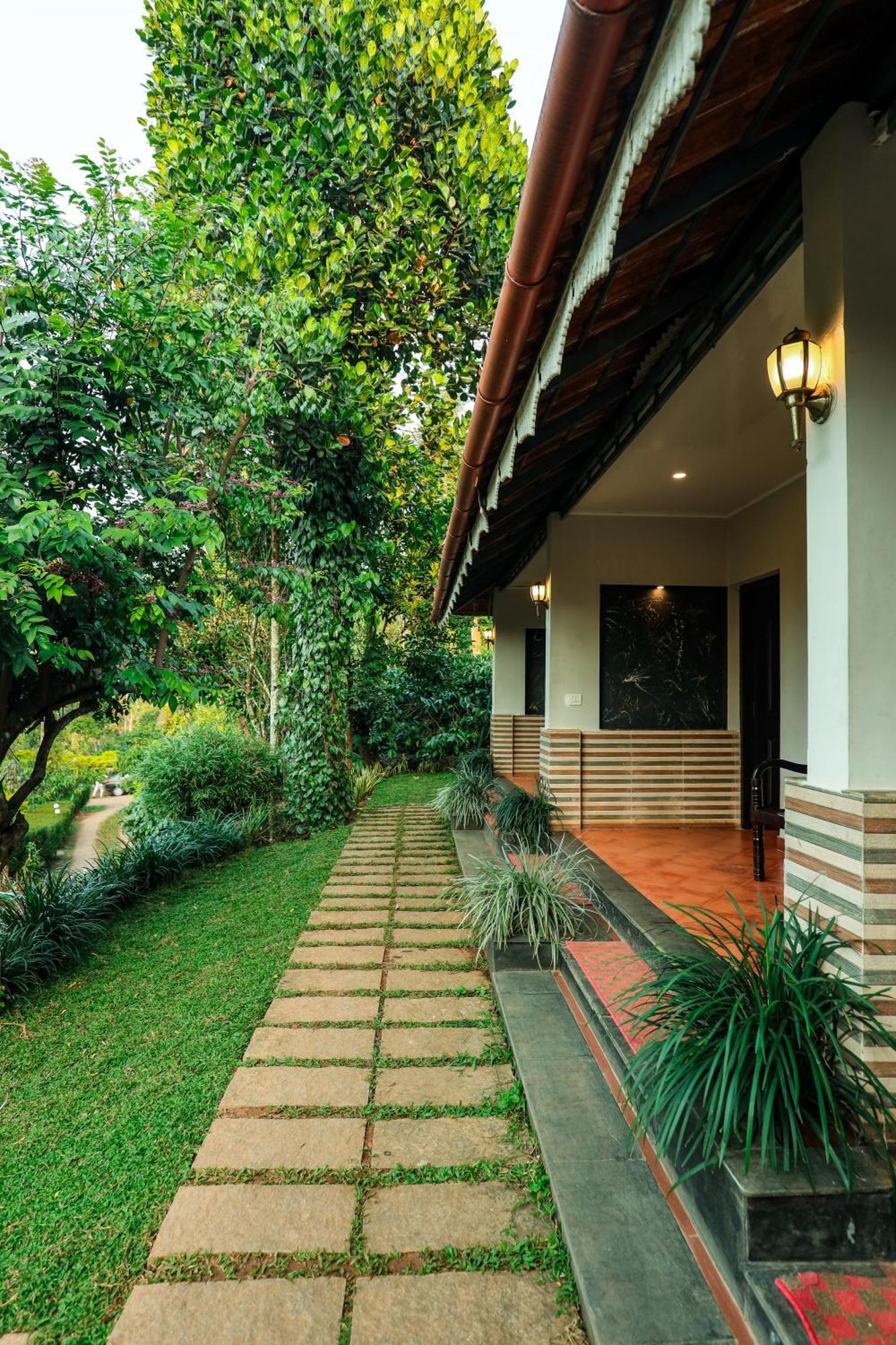 Farm stay Hill Rows Estate By Greenescapes *